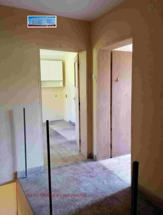 Продава къща с. Филиповци 120 м²
