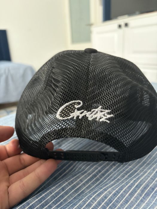 Sapca corteiz neagra