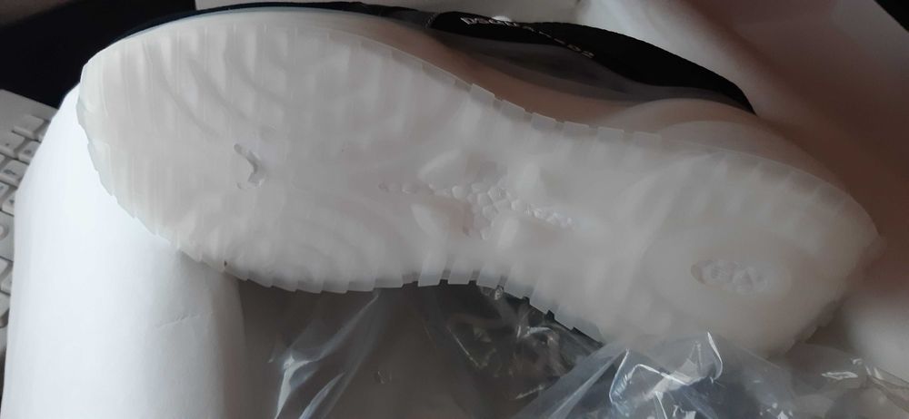 Adidași Dsquared noi nouți mărimea 42 interior talpic 27cm