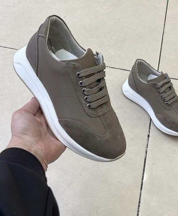 Продается. Турция. кожа всё по 27000. Новые