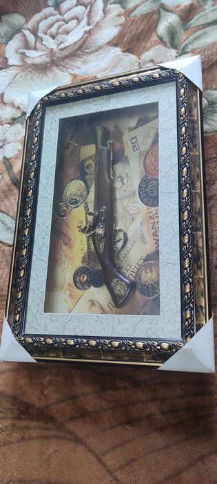 Картины совпласитал продам