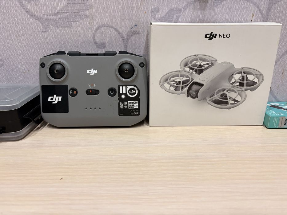 Продаю Дрон DJI NEO