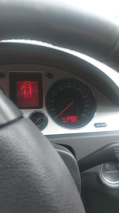 Vând / schimb urgent cu mașina automată Passat full 1.4 tsi 2009