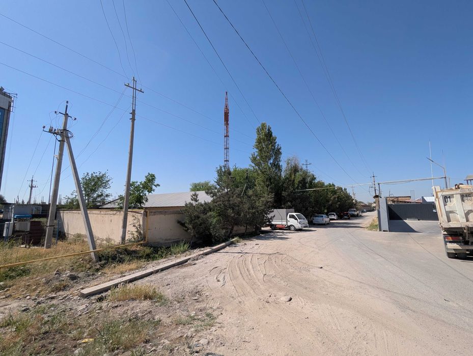 Участок 25 сот Новый Ташкент, вдоль трассы Янги Узбекистан