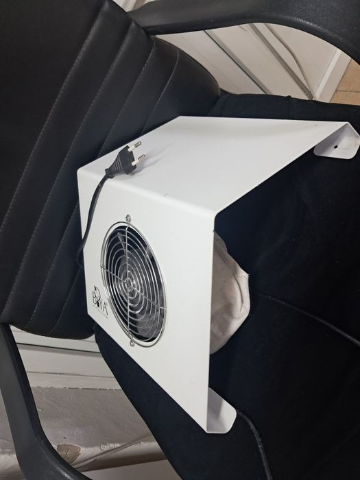 Вытишка для маникюра