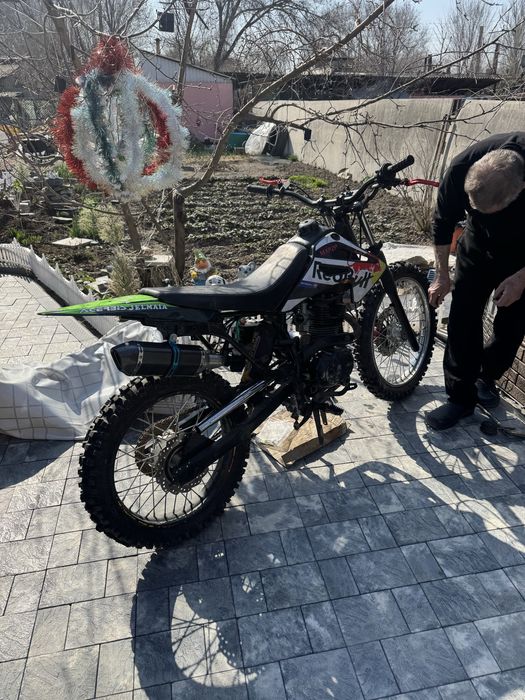 Эндуро 250 голова 300