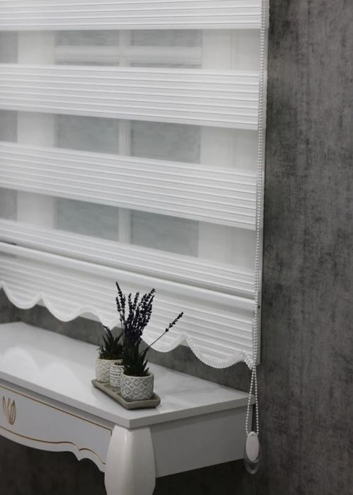 Щора роли ден и нощ