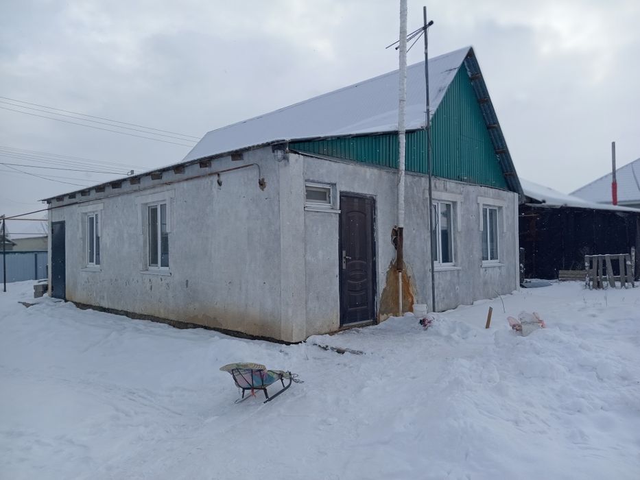 Продам дом в отличном расположение