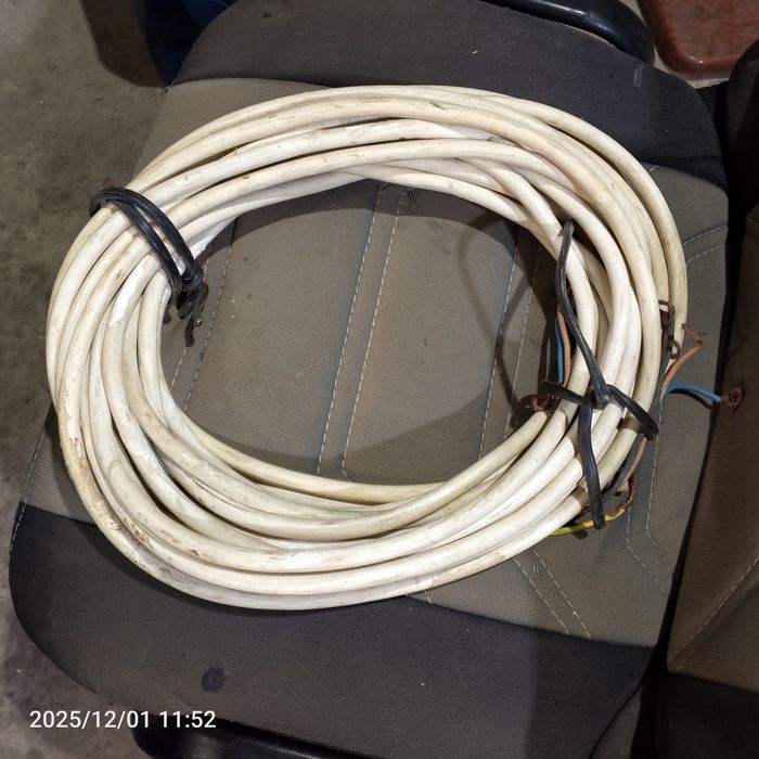 Провод ПВС 4х2,5 (многожильный)