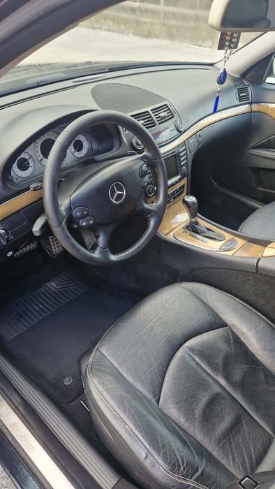 Mercedes E320 - 280к.с
