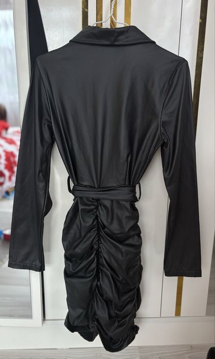 Кожена рокля М/Л размер