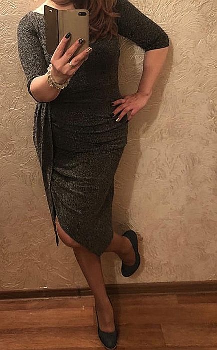 Срочно продам платье женское