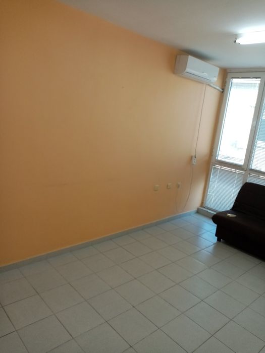 Дава се под наем Офис в Русе, Център - 28 кв.м за 178.5 € - Снимка #7