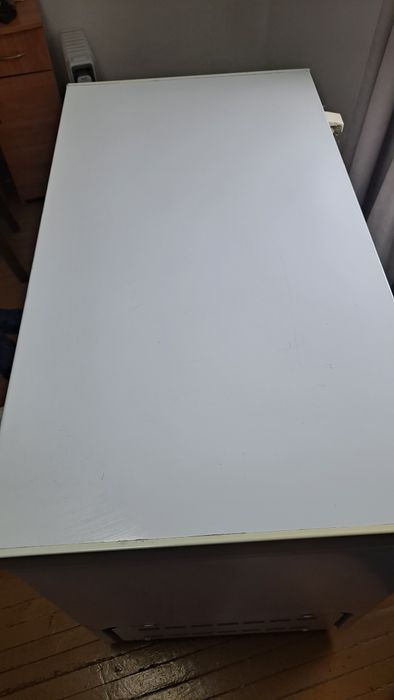 Продам морозильник