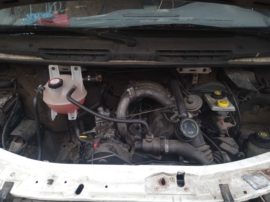 Camionetă Ford cu preluată