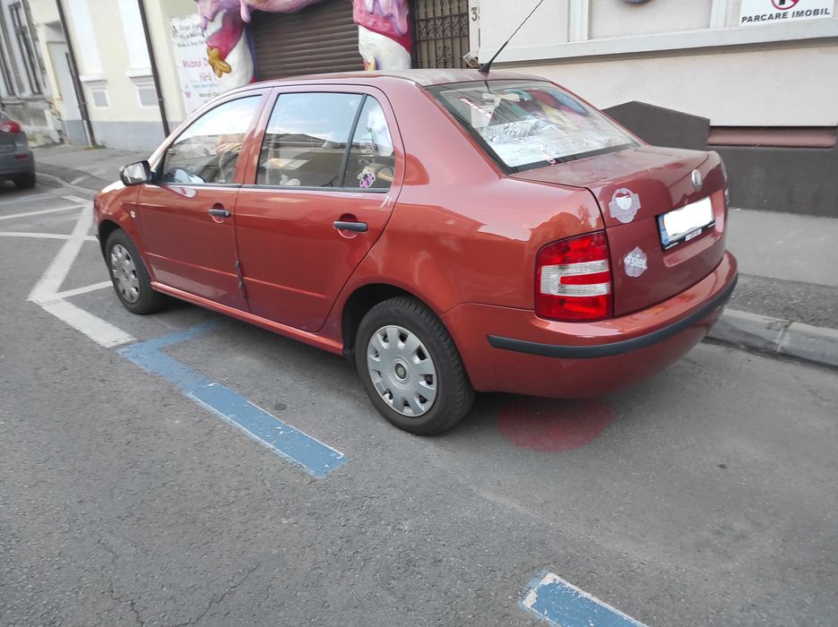 vand SKODA FABIA Sedan Classic (6Y3)