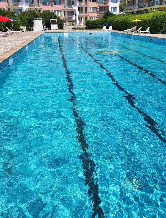 Отдава се под наем хотел с басейн и ресторант в курортен комплекс Иканталъка