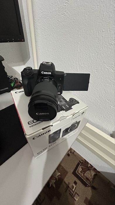 Canon EOS markII M50