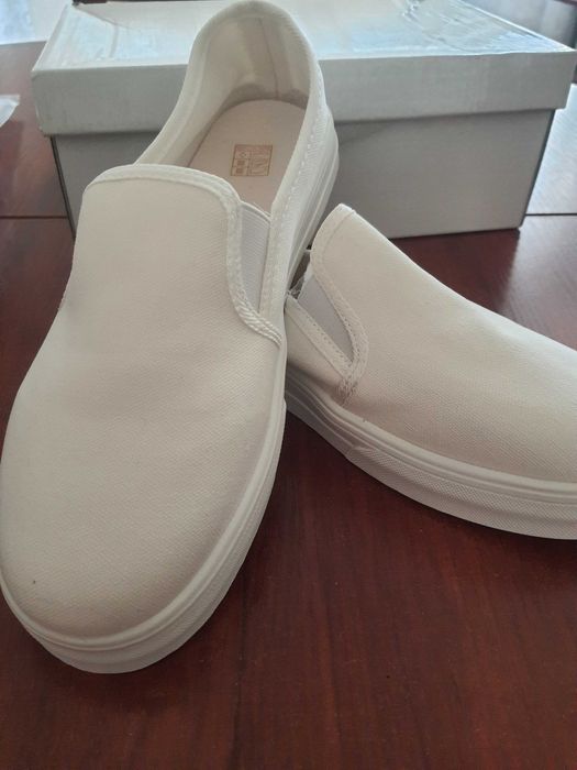 Дамски спортни кецове