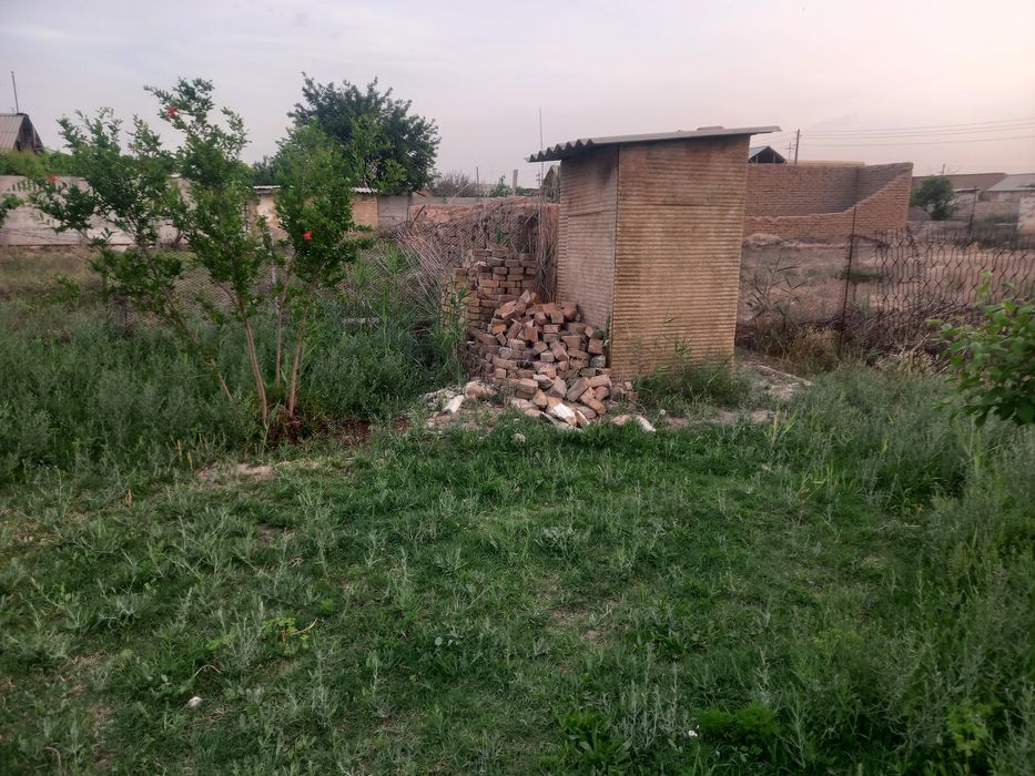 Дача сотилади Аэропорт Юбилейный дан 5 сотих