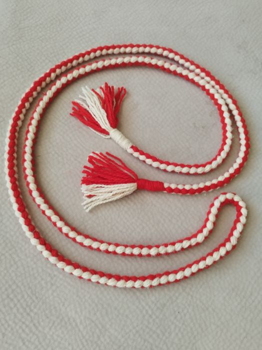 Плетени колани за танци