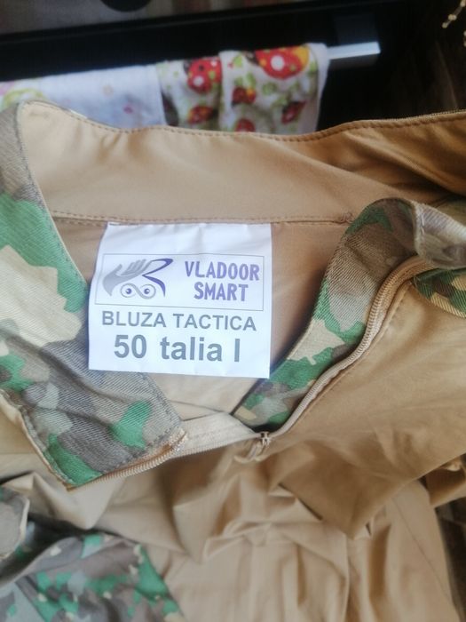 Mănuși, căciulă și bluză tactica