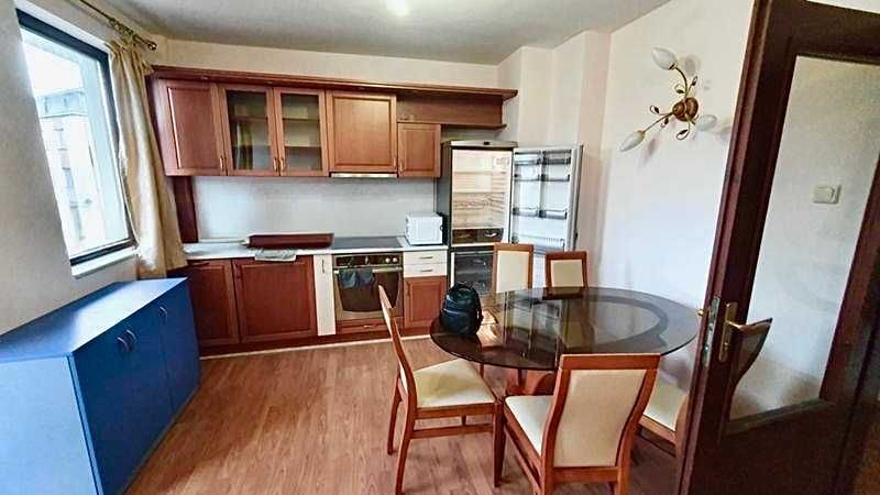 Тристаен апартамент под наем Център /Марково тепе