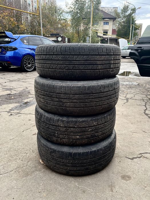 Резина летняя 215/55/18