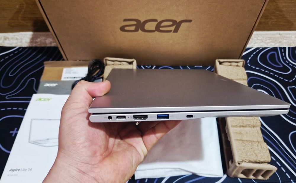 Acer Lite 14 N ssd256,ozu8, 2024-25!