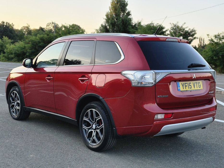 Mitsubishi outlander 2.2 diesel fabricație 2015