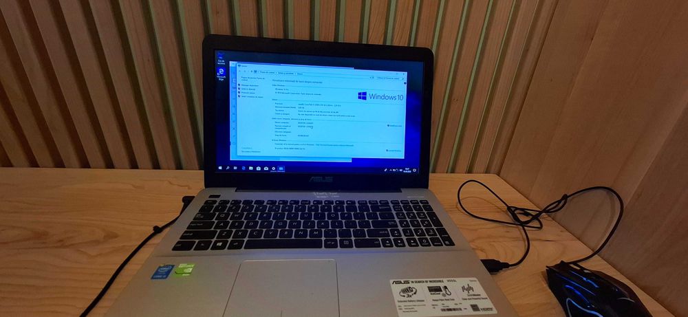 Laptop ASUS X555L