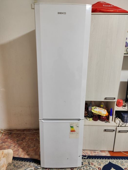 Холодильник рабочий