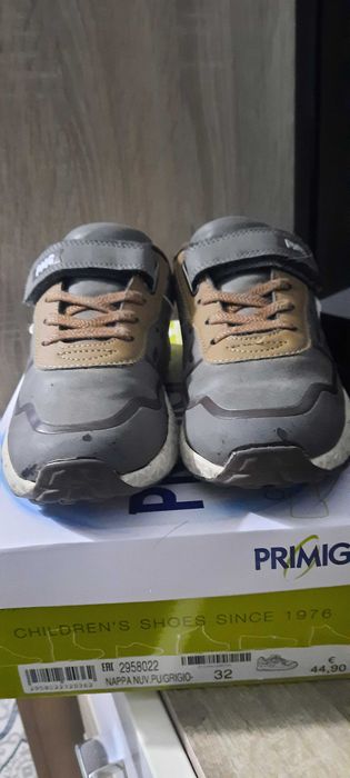 Маратонки-Primigi