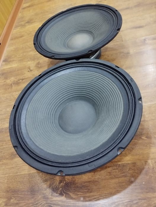 Динамики Behringer