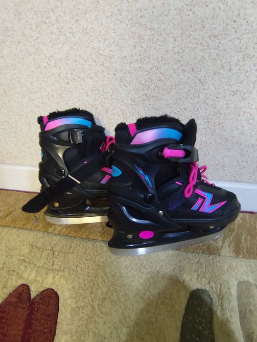 Продам коньки девчачие 34-36размер
