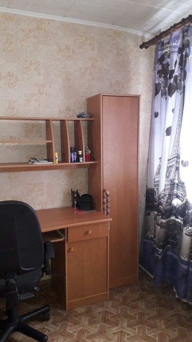 Продам Зх комнатную квартиру
