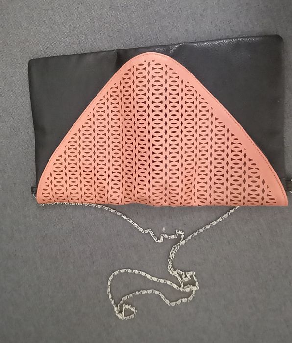 Geanta damă tip postas