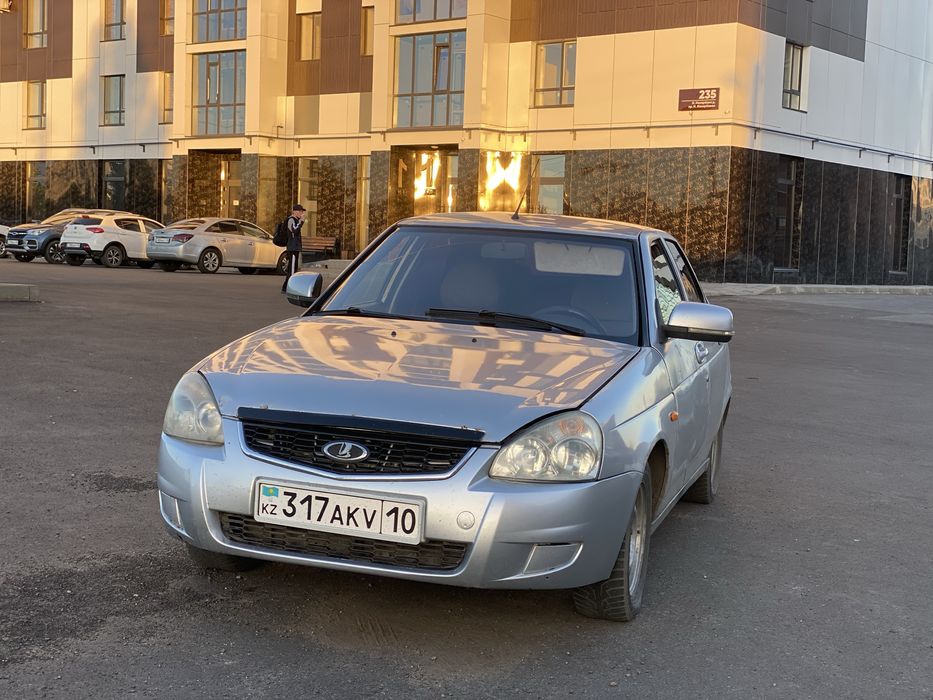 Продам приору 2011 год