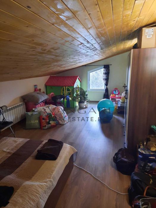 Продава се Къща в с. Брестник, Област Пловдив - 287 кв.м за 1255 €/кв.м - Снимка #2