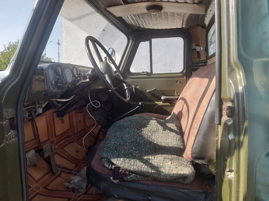 Gaz 53 sotiladi urta xolatda