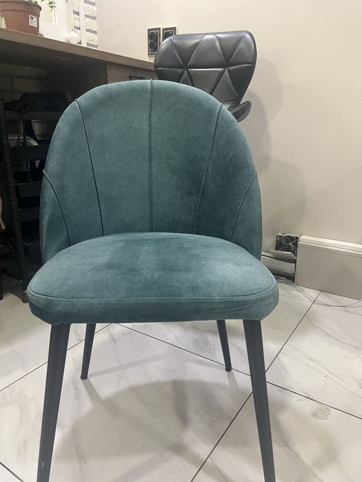 срочно продается стулья