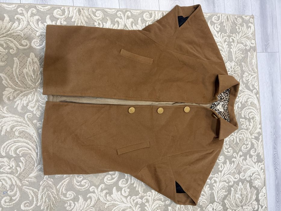 Продам женское пальто