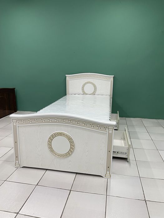 Кровать (Версачи)