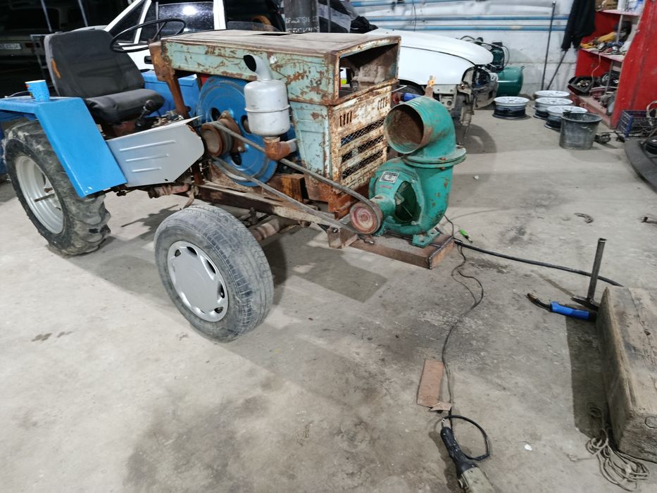 Traktor suv tortaydigan