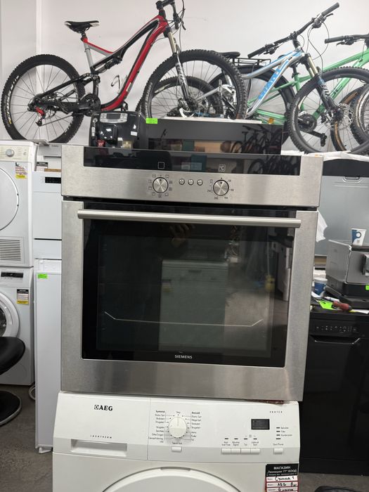 Фурна за вграждане SIEMENS