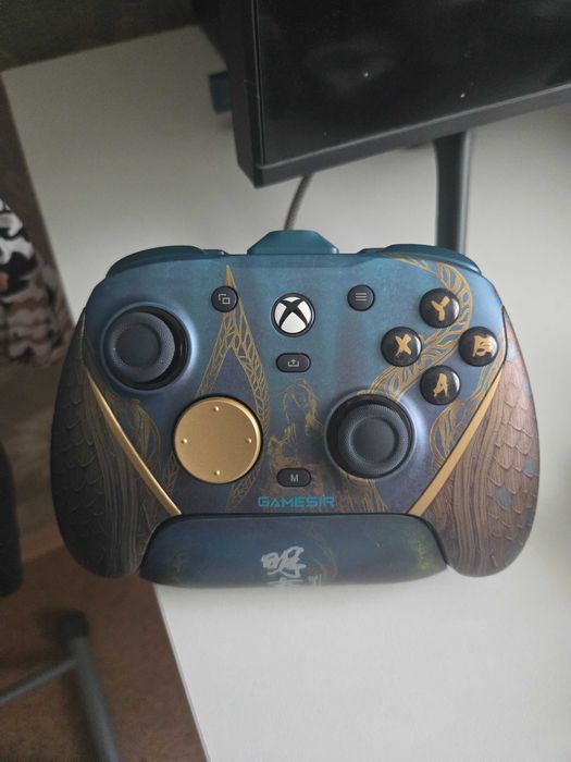 Xbox Series X 1TB (с дисководом)