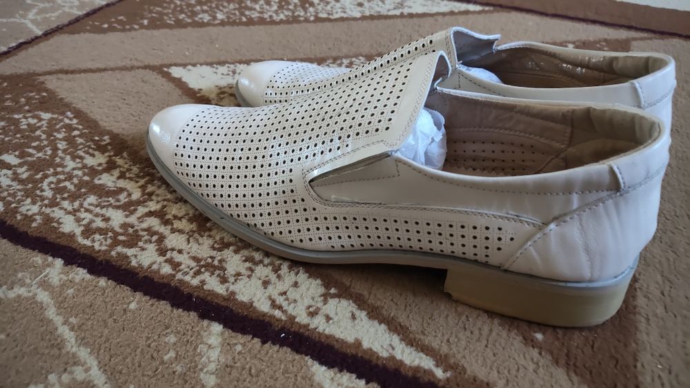 Продам кожаный портфель