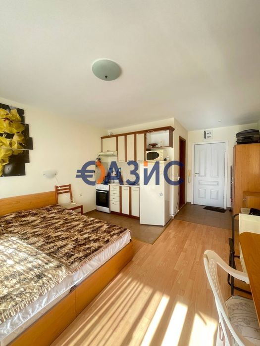 Продава се Едностаен апартамент в к.к. Слънчев бряг - 40 кв.м за 1213 €/кв.м - Снимка #4