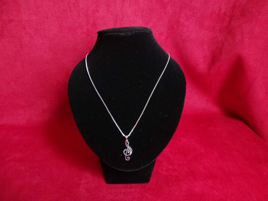 Посребрени бижута