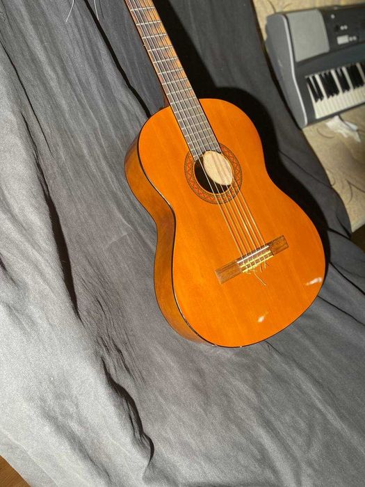 Гитара Yamaha C40